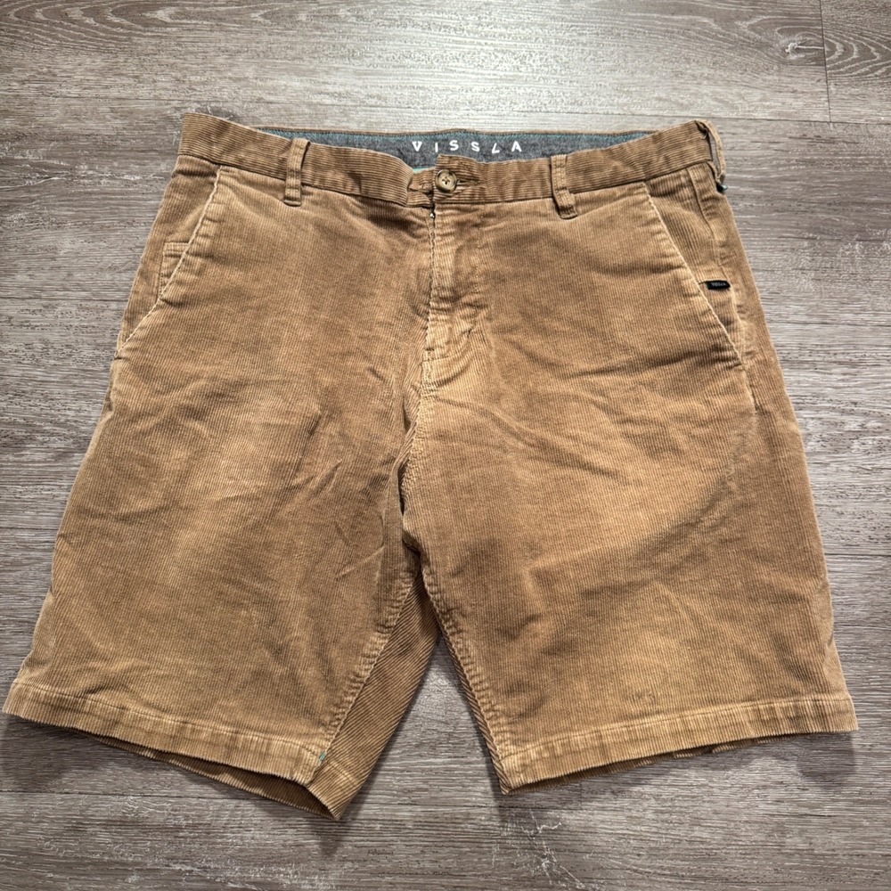 Vissla Shorts Mens 33 Tan Corduroy Cotton Surf Coastal Heritage 9" Surf Beach